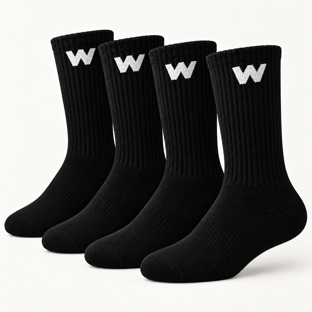WODDY’S Tennissocken in Schwarz mit W-Logo – Produktmotiv zum 4er-Pack
